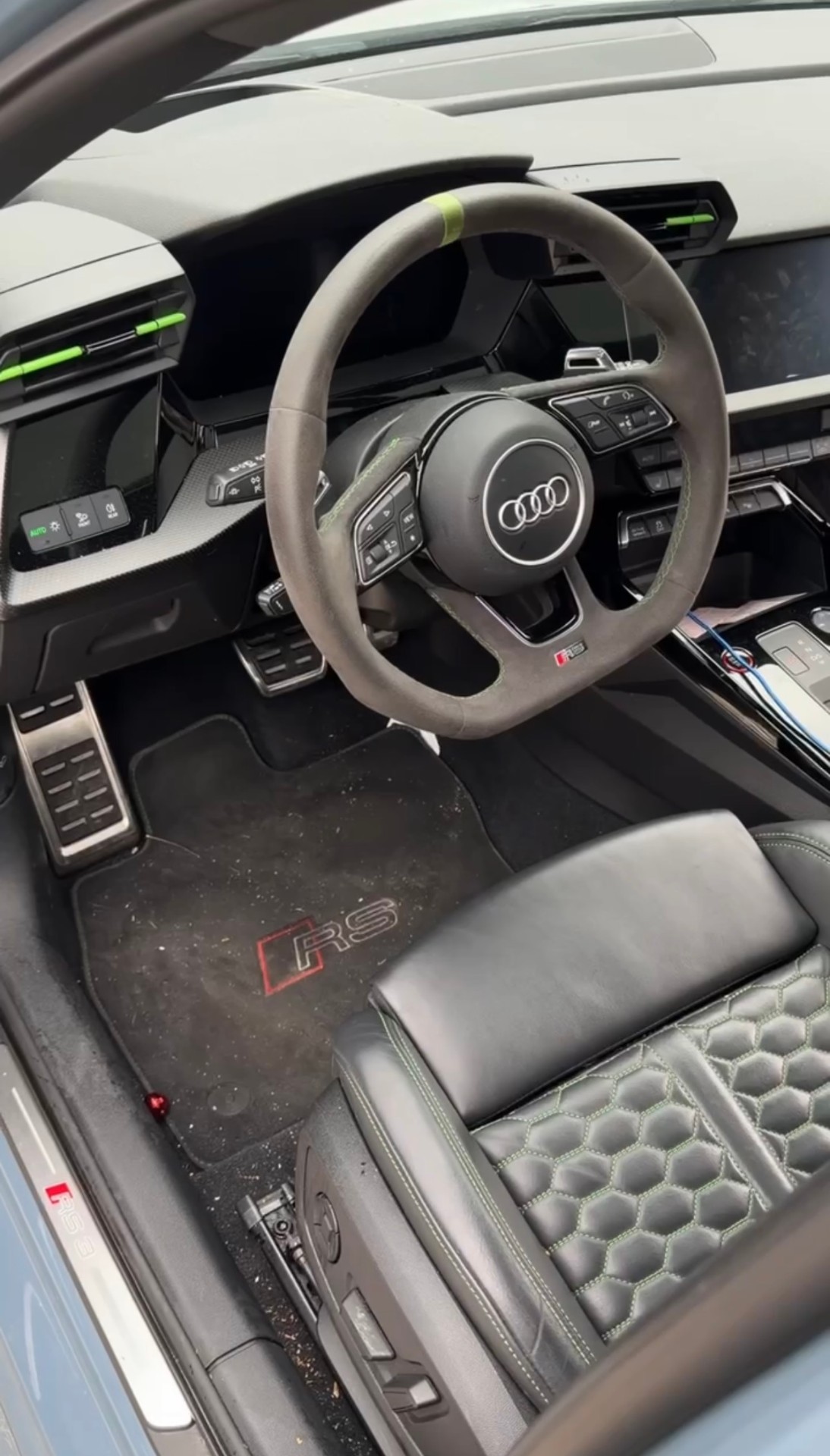 Audi RS 3 – Fahrerseite Vorher